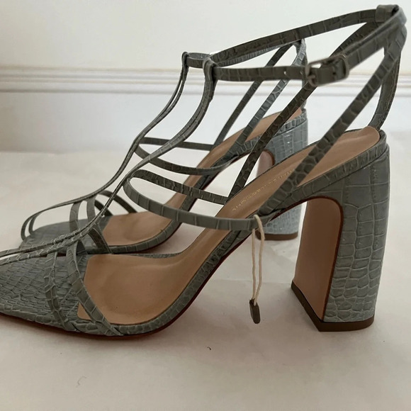 Cartechini Collections Womens Light Blue Slingbacks Size 9 US 40 EU NWT - Picture 4 of 11